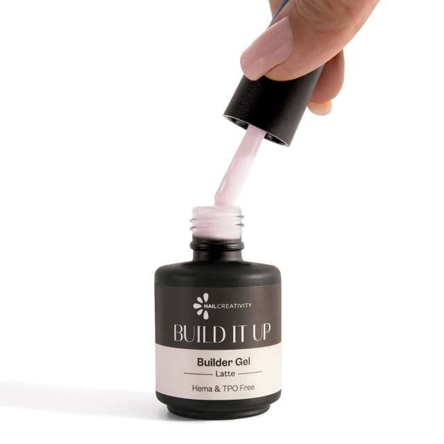 ג’ל בנייה בבקבוק גוון לאטה- BUILD IT UP Latte NAIL CREATIVITY
